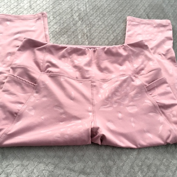Beautiful RBX XL Leggings Dusty Rose! These are extremely hard to find! - Picture 2 of 10